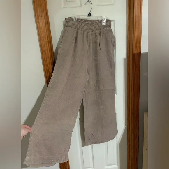 Easel Wide Leg Pants in Taupe - Picture 2 of 3